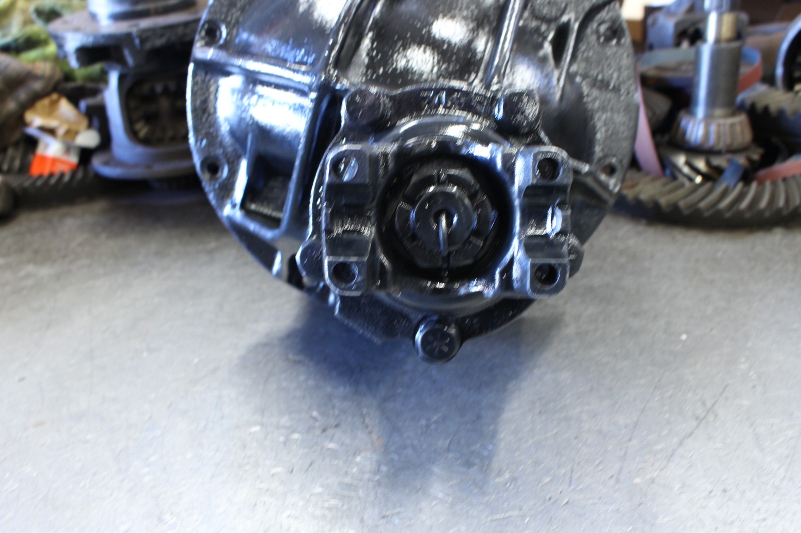 Eaton HO52 Rear Dropout 4.56 Ratio Chevy Truck 1946-1972 Removed From 1967 Truck - Image 11