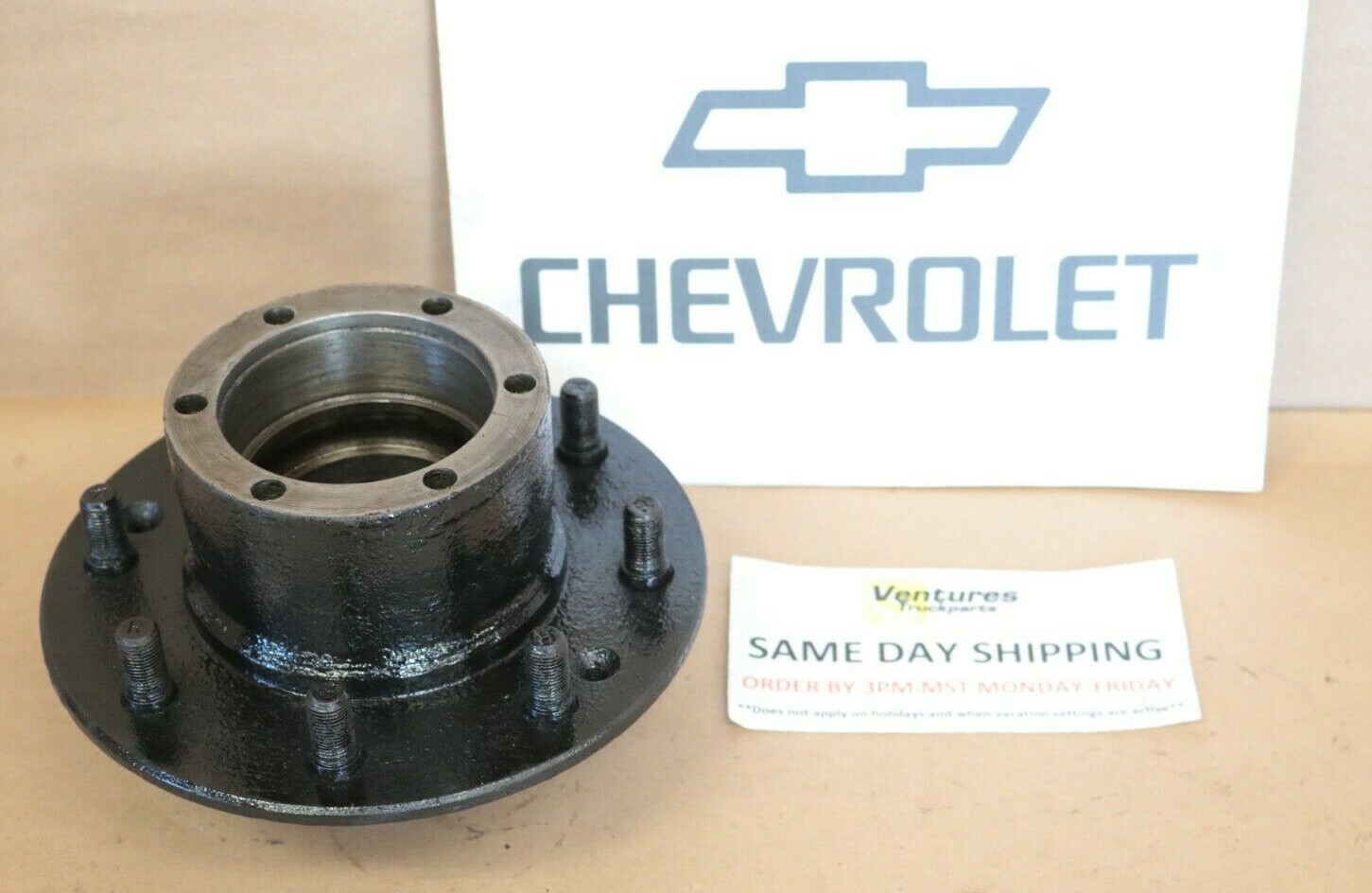 1966-1972 Chevy GM K20 4x4 Dana 44 Front Wheel Hub Big Hub Drum Brake