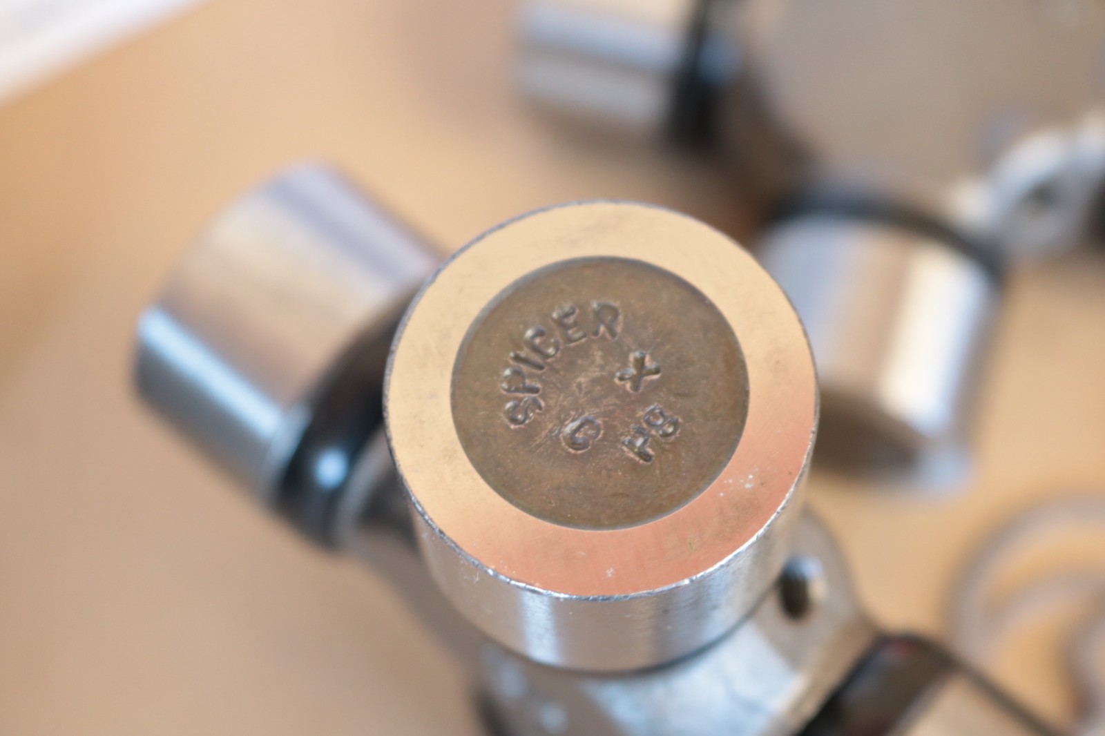 2017-2023 Ford F450 F550 Rear Two Piece Driveline Hanger Carrier Bearing U Joint Kit OEM Dana Spicer - Image 10