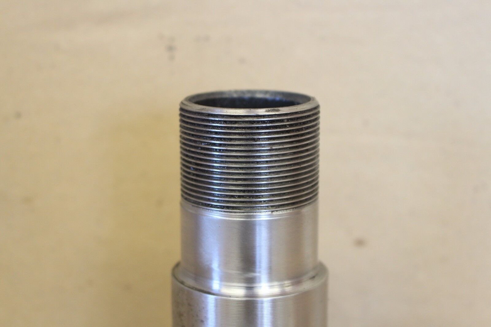 GXL Dana 44 Spindle For GM 8.5" Large Bearing – 6 Bolt Holes, Fits 77-91 Chevy/GMC Trucks