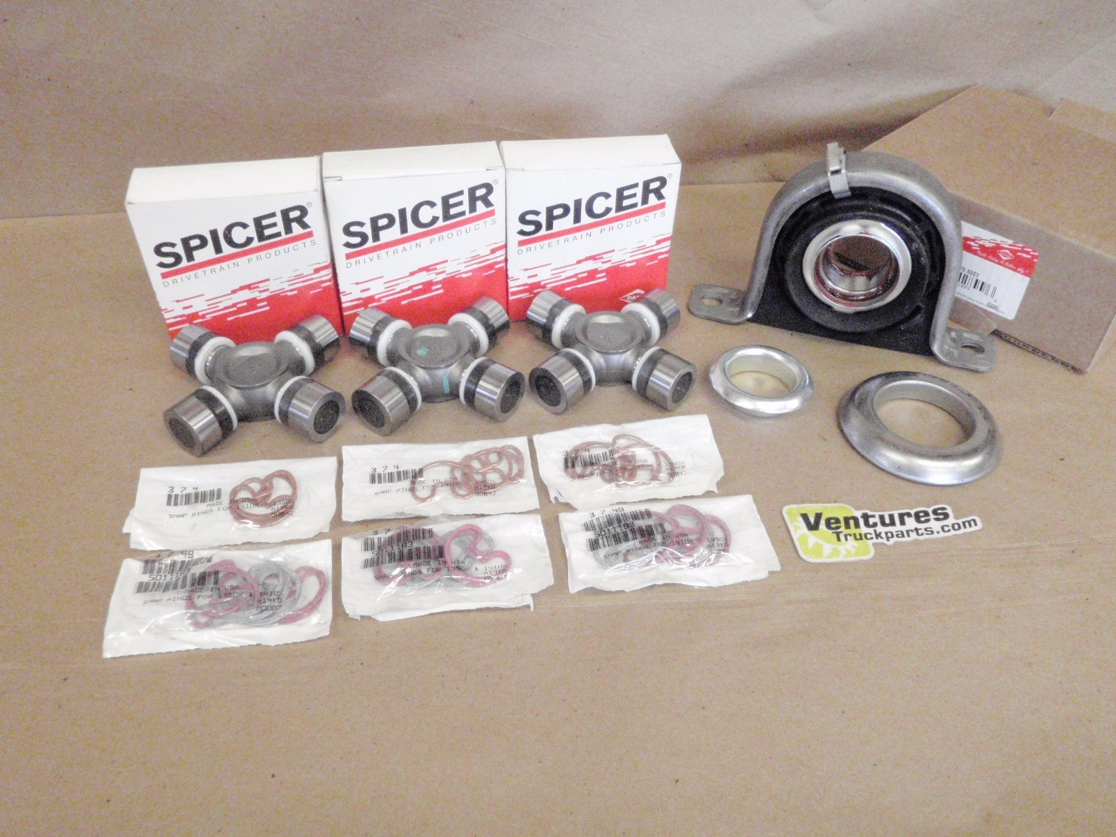1999-2004 FORD F250 F350 5.4 V8 Rear Drive Shaft Carrier Bearing U Joint KIT Fits 2x4 & 4X4