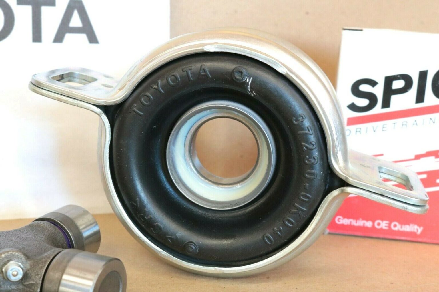 Toyota 20052015 V6 Rear Driveline UJoint Hanger Bearing Kit