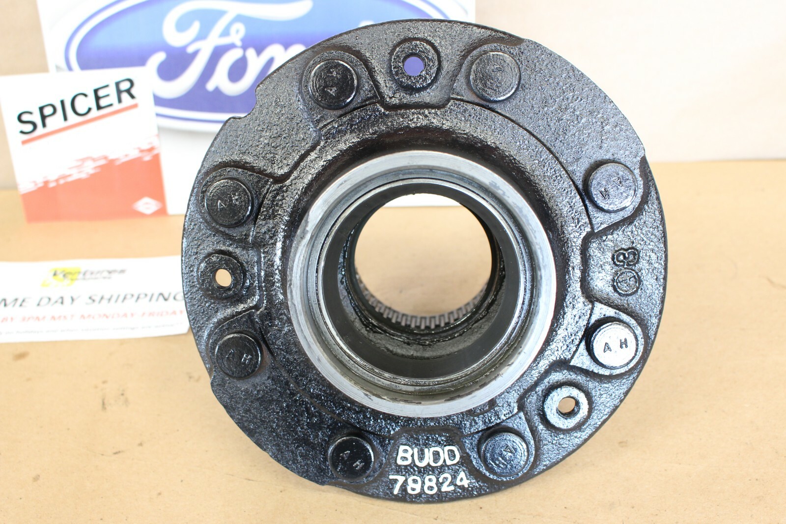 1968-1974 Ford F250 4X4 Dana 44 8 Lug Front Wheel Hub Small Ball Casting # BUDD 79824 - Image 4