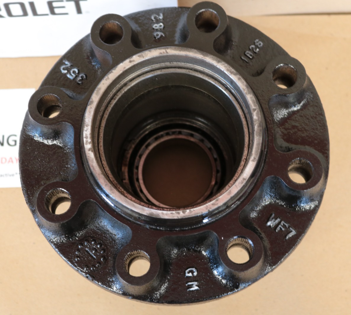 1973-2000 Chevy 3500 Dually Rear Axle Wheel Hub GM 14 Bolt 10.5 OR Dana ...