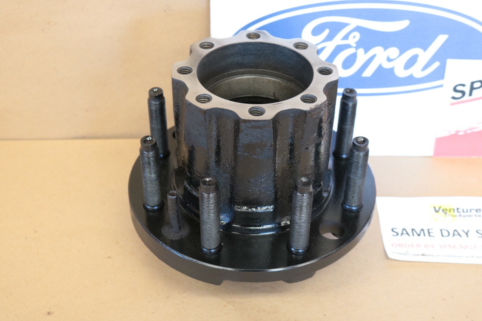 US Powertrain Dana M300 Rear Spindle – 2017+ Ford F350 DRW, Left & Right, OEM K740824