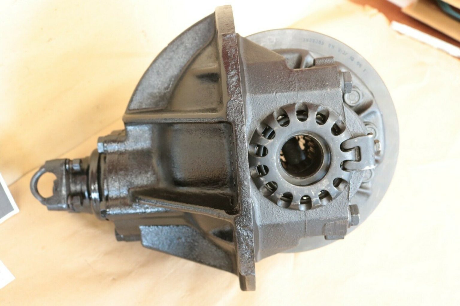 Eaton HO52 4.11 Ratio Differential Drop Out Pumpkin Hogs Head Carrier