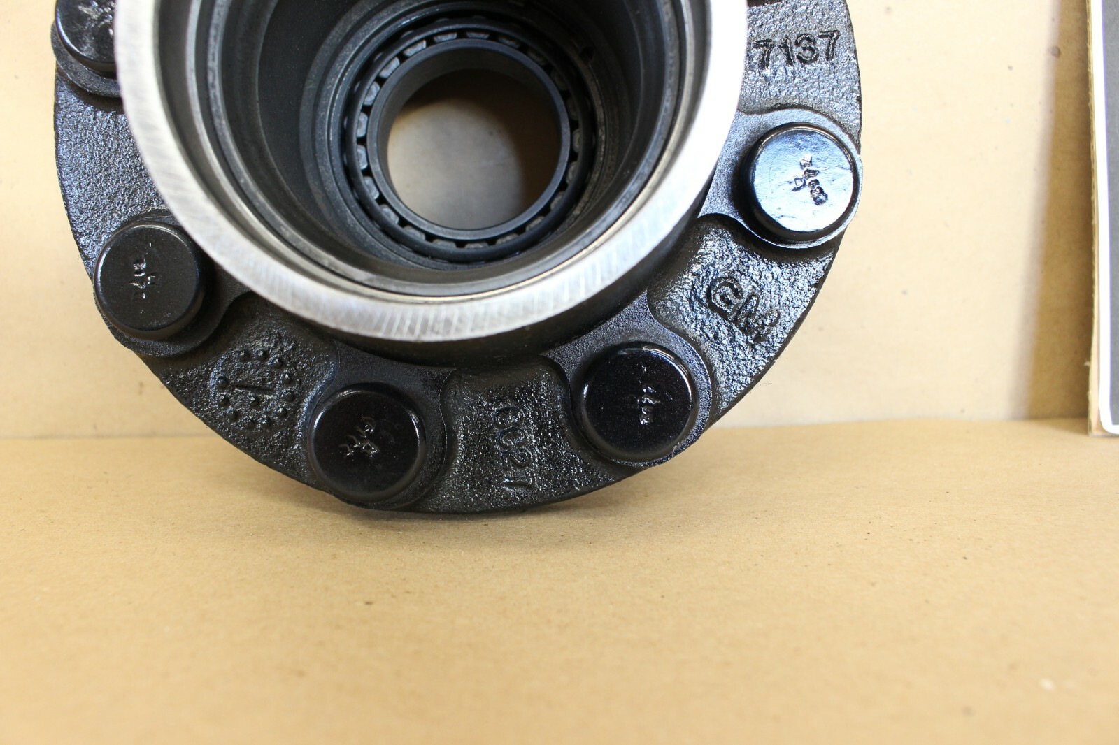 1999 Up Chevy Gm 2500 14 Bolt 10.5 Rear Axle Disc Brake Wheel Hub Casting # 3137 - Image 8