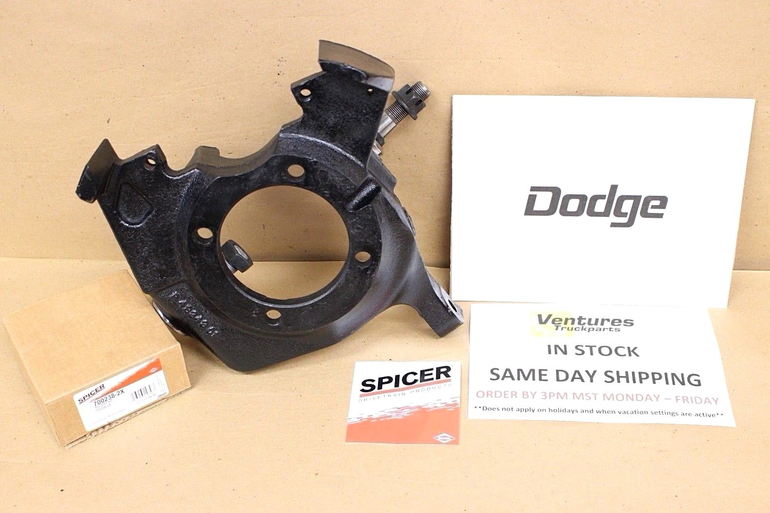 1994-1996 Dodge 2500 3500 4x4 Dana 60 Right Passengers Side Steering Knuckle Cummins New Spicer Ball Joints Installed