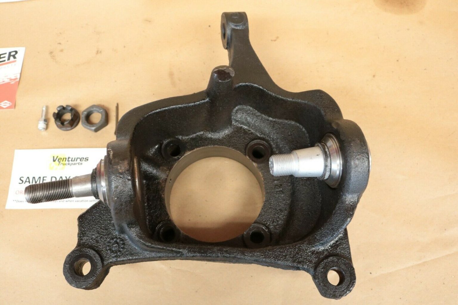 thumbnail image 2 of ECCPP 10-Piece Tie Rod & Ball Joint Kit For Ford Excursion F250 F350 Super Duty 4WD 2 of 5